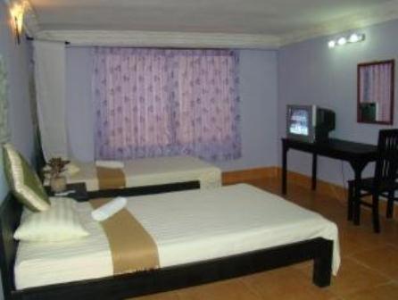 Ladybug Guesthouse Sziemreap Szoba fotó
